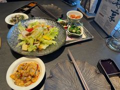 -铭牛烧肉·和牛海鲜自助(高新月牙湖店)