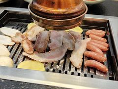 -臻牛烤肉
