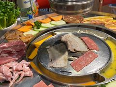 -哈哈碳都·牛肋条无限自助烤肉(台江万达店)