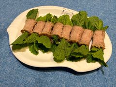 薄荷牛肉卷-香巴拉云南餐厅(华莱坞店)