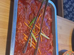 -洱火云南酸菜牛肉火锅(石景山当代商城店)