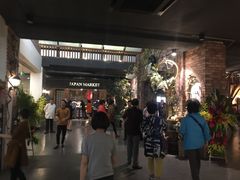 -河内西湖莲花自助餐厅