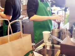 -星巴克臻选(盐城金鹰聚龙湖店)