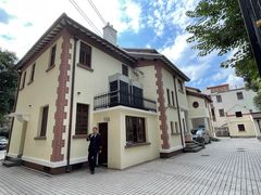 -三人行骨头王火锅(长寿店)