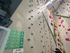 -绿壁虎攀岩基地(Tcar店)