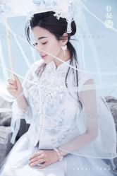 -雪中彩影婚纱摄影·微光艺术中心