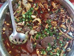 肥肠血旺-周血旺老店
