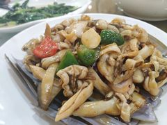 -鹏城人家海鲜酒家·23年老字号(较场尾店)