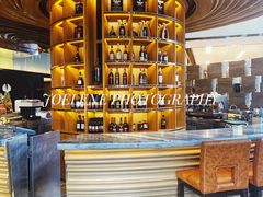 -深圳温德姆至尊酒店·大堂吧·户外花园