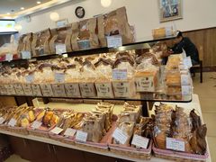 -红宝石·鲜奶小方·海派西点房(南丹店)