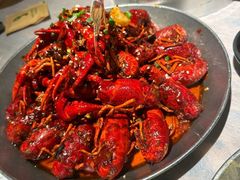 -巴厘龙虾·榜首油焖大虾(音乐学院·沿江酒馆店)