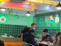 大堂-东鑫记港式茶餐厅(南京东路店)