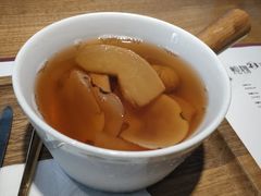 无花果海底椰雪梨汤-炖物24章·顺时轻养茶(杭州大厦店)