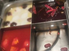 -海底捞火锅(高新万达店)