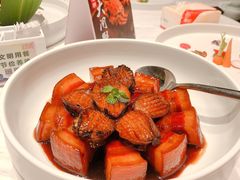 招牌花雕鲍鱼扣肉-宴昆山·私房菜(春晖店)