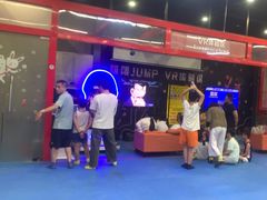 -极限Jump蹦床·新潮玩运动世界·室内乐园·团建·派对中心