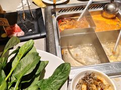 -海底捞火锅(关山保利店)
