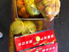 -上海龙吴水胜海发市场