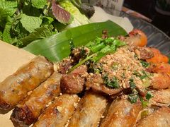 -大头虾越式风味餐厅(光明广场店)