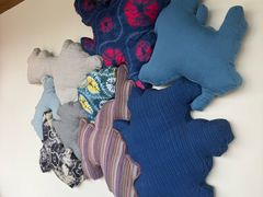 -包整·丝娃娃(一览甲秀楼风景店)