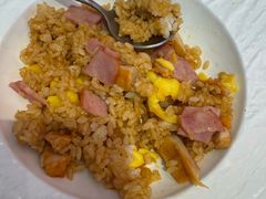 -必胜客(上海华谊新所店)
