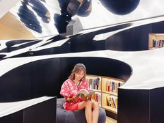 -涨巢·潮玩水疗局