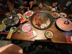 -萍姐火锅·公路夜市(武汉首店)