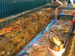 -雍容荟帝王蟹活龙虾展台自助(IFS黑金店)