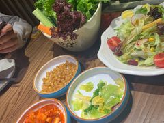 -明洞阿姨·韩式酱蟹烤肉·创意料理(三元桥店)