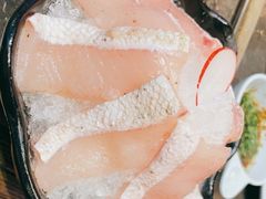 -马家斑.鲜鱼火锅(松湖万科店)