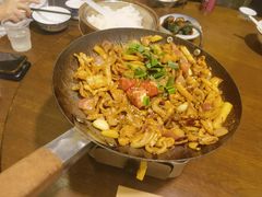 -富正毅三下锅·湘西韵味(天门山索道店)