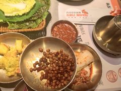 -草家酱蟹炭火烤肉店(珲春南路一店)