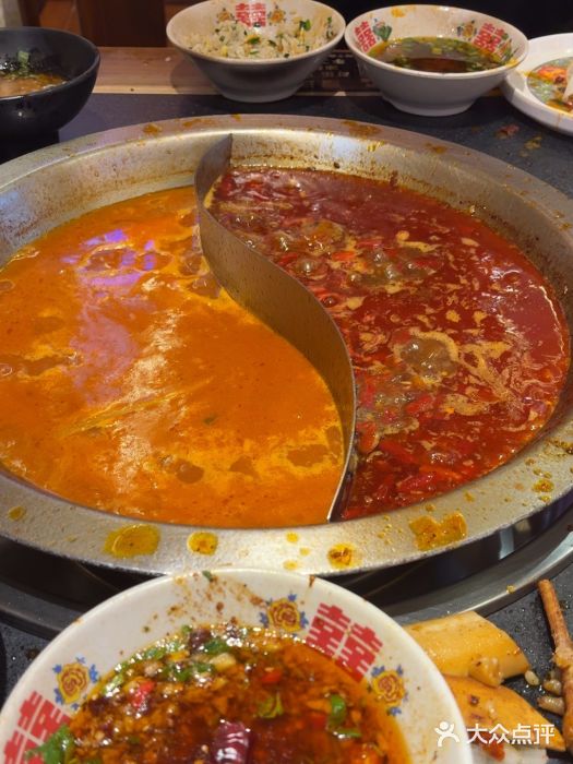 沸炉重庆老火锅(军事博物馆店)图片