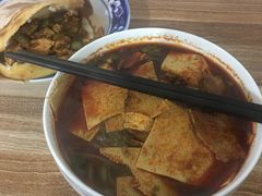 -老字号杨坡红油米线腊汁肉夹馍(东四道巷店)