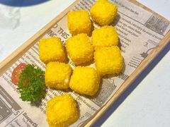 炸鲜奶-马邦子·紫苏烤鱼(恒隆广场店)