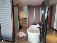 -三亚湾海居铂尔曼度假酒店