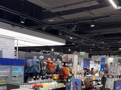 -迪卡侬(环球港店)