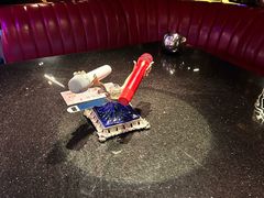 -温莎KTV(珠江路店)