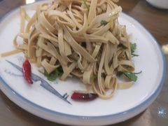 -鲁南仔·滕州炒鸡(经三路店)