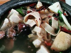 -虹兴砂锅店