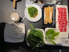 -海底捞火锅智慧餐厅(中骏世界城店)