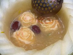 -得意咚瓜·顺德鱼生·冬瓜火锅(深圳首店)