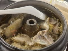 -蔼若春.传承三十年云南菜(金碧公园店)