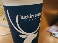 -瑞幸咖啡(长宁来福士B1层店)