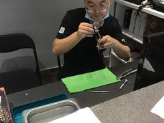 -镜客眼镜(浦江欢乐颂店)