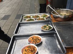 自助取餐区-大邑李记肥肠血旺