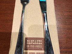 -Pancakes on the rocks(Darling Harbour)