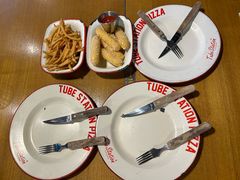 -Tube station站点比萨(王府井百货店)