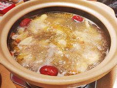 喜滋滋醉鸡煲-邹开喜·炭炉鸡煲·海鲜火锅(虹口足球场店)