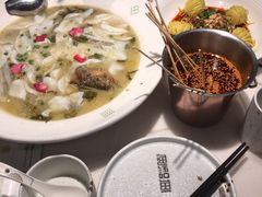 -渔语鱼酸菜鱼新川菜(来福士店)